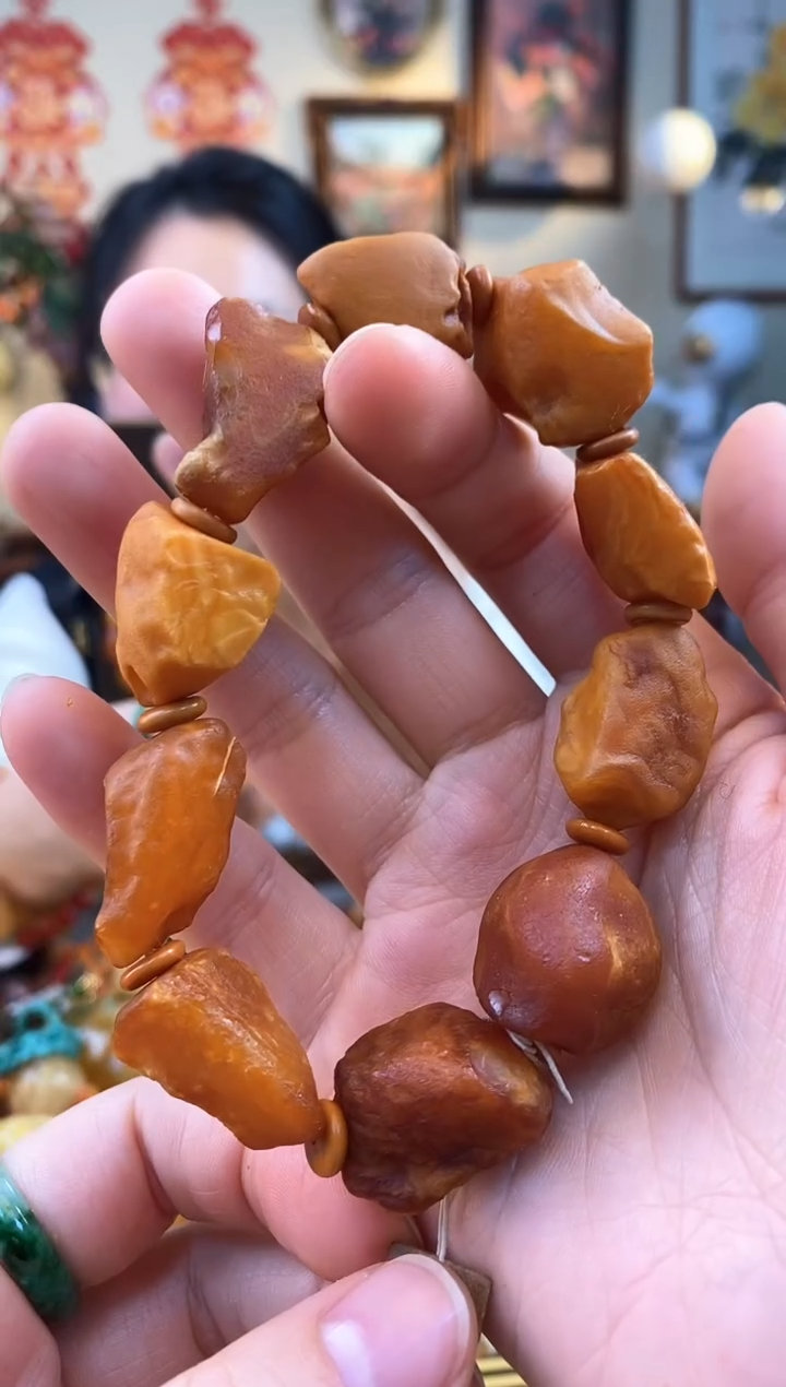【闪购商品】琥珀手串未镶嵌手串