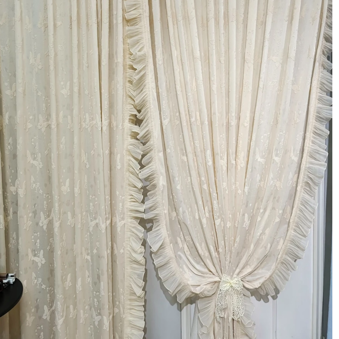 小蝴蝶纱帘羊绒浮雕双花边  奶咖色  高端法式窗纱