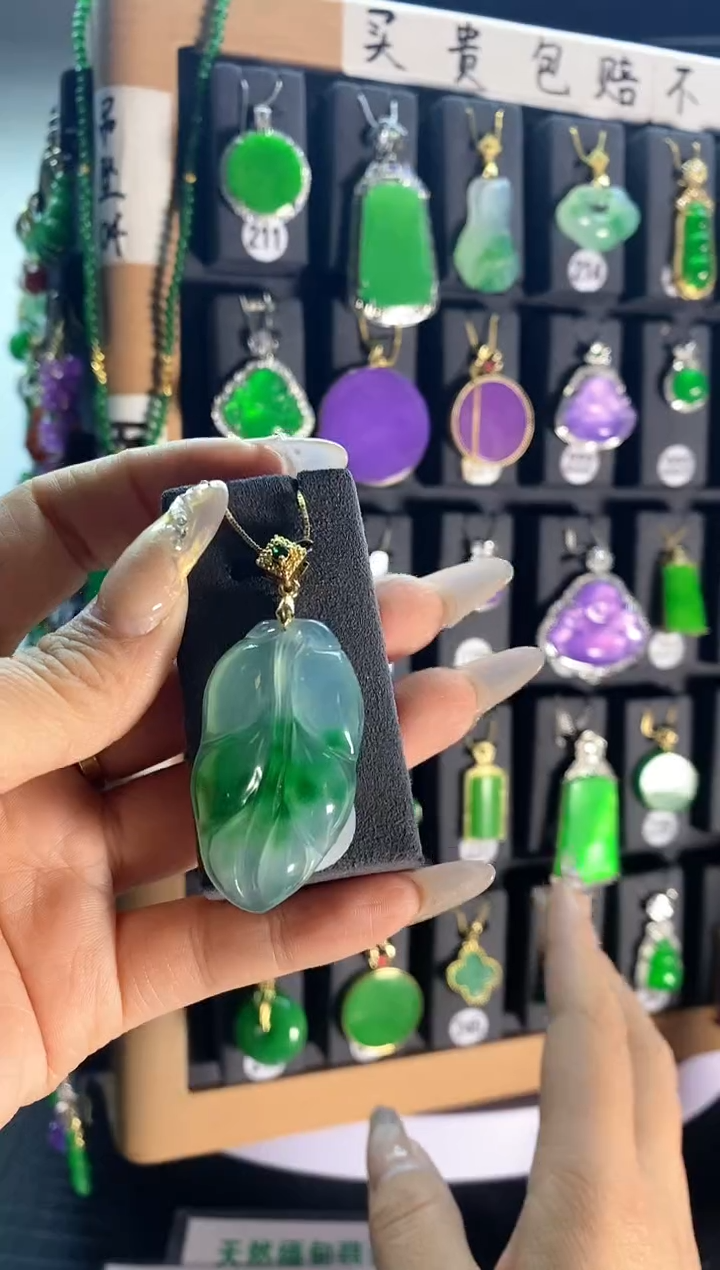 【闪购商品】翡翠耳饰银S925镶嵌217...