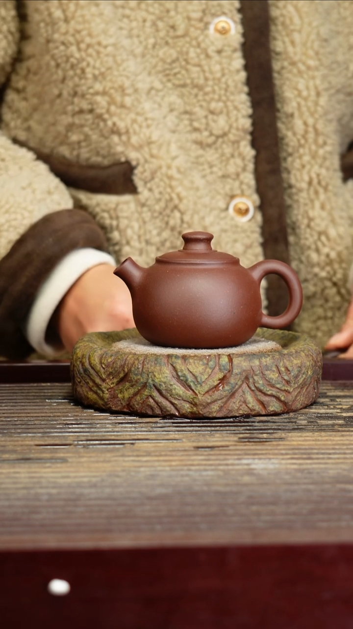 宜兴原矿紫砂壶茶壶宜兴原矿紫砂壶茶壶140C