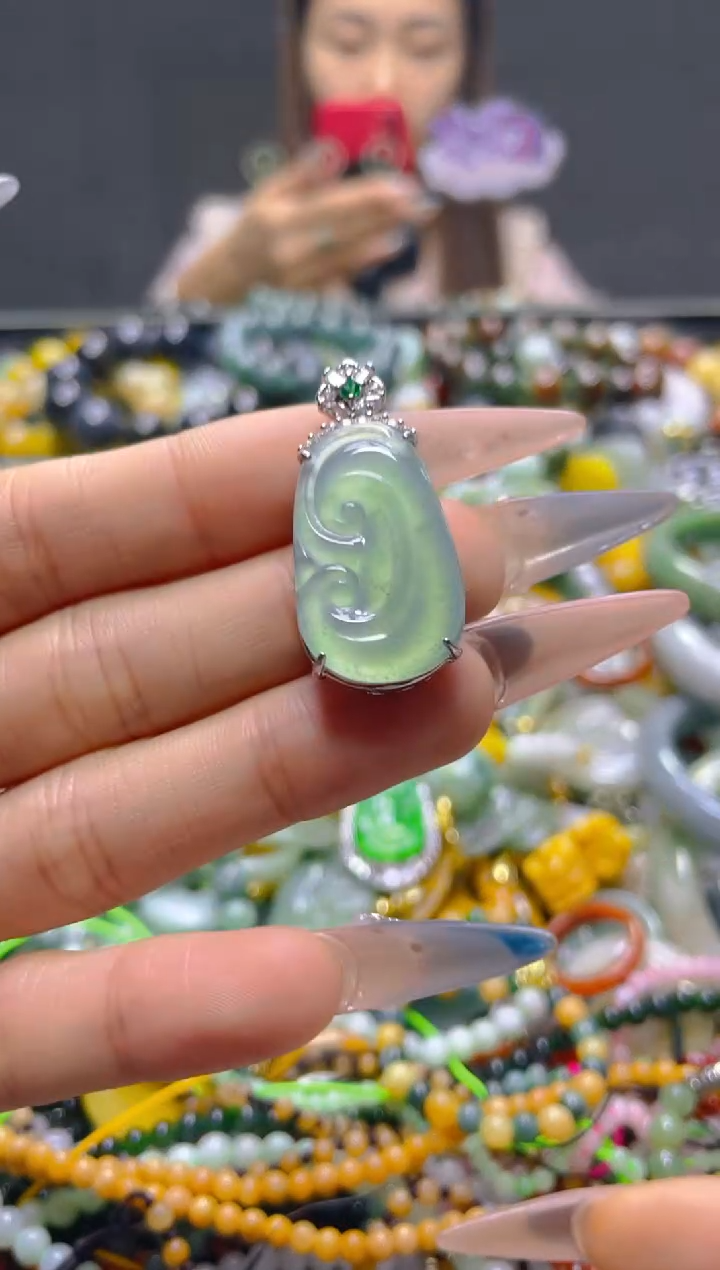 颈饰未镶嵌翡翠/S/翡翠A货，一件也是批发价