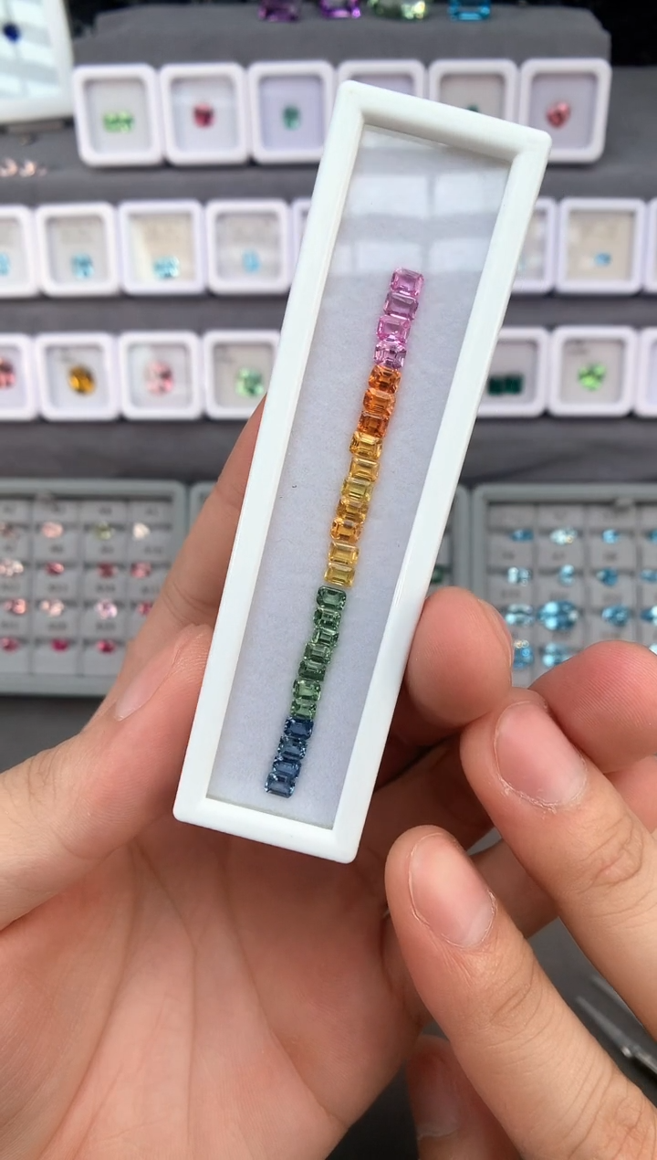 【闪购商品】蓝宝石裸石未镶嵌多样性发货一颗