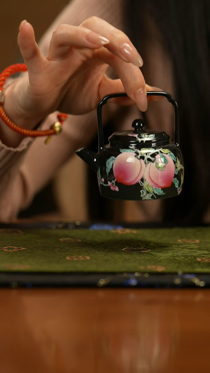 【闪购商品】瓷片春生           