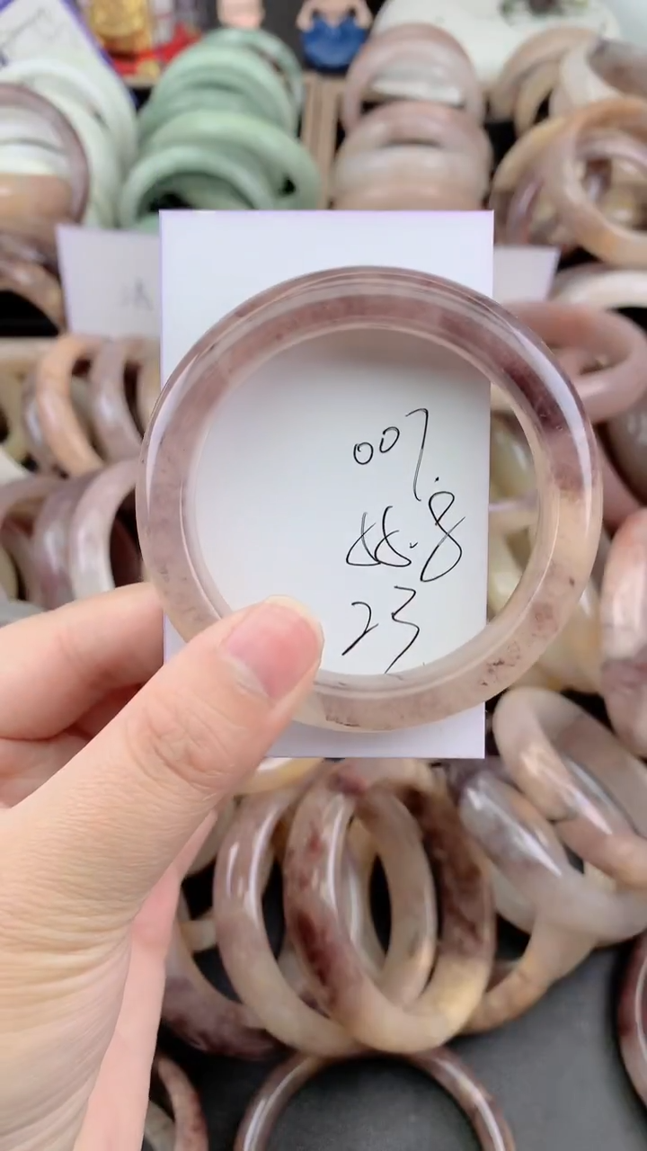 未镶嵌手镯石英质玉007