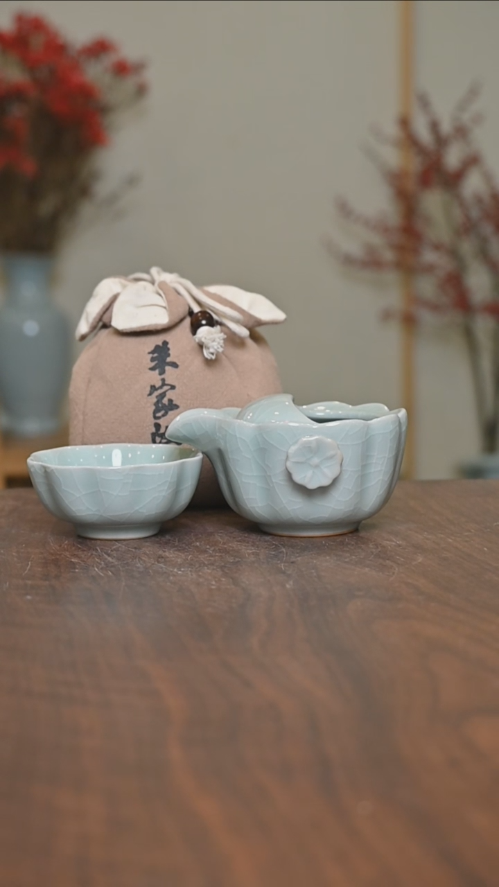 【闪购商品】其他微瑕粉青釉朱家汝窑款莲花快客100毫升