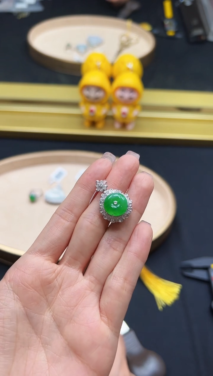 【闪购商品】翡翠颈饰18K金镶嵌DFZ0115-134