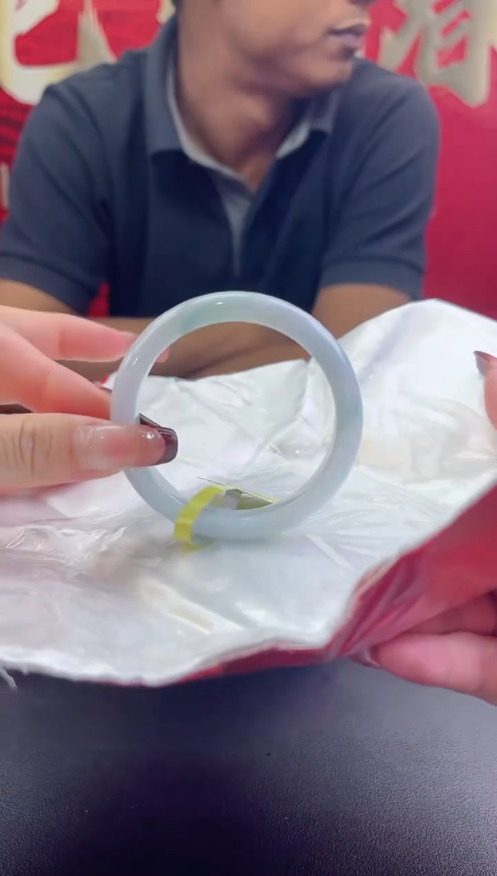 【闪购商品】翡翠手镯未镶嵌翡翠手镯7