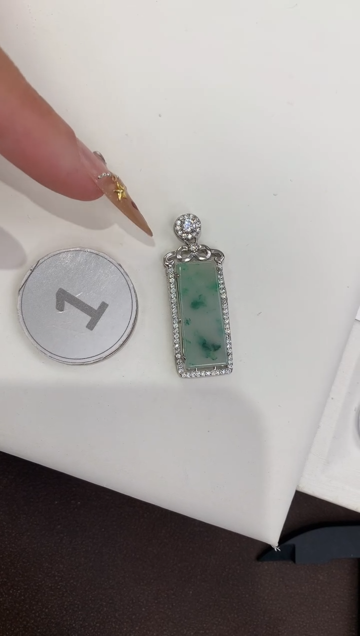 颈饰银S925镶嵌翡翠天然缅甸a货翡翠