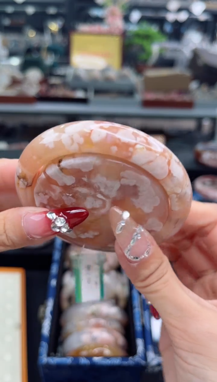 【闪购商品】石英质玉手镯未镶嵌59圈口（赠品镯心）6681172