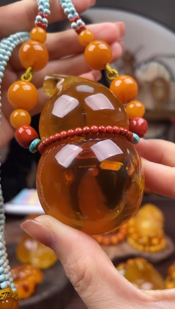 【闪购商品】琥珀裸石未镶嵌首饰 假1赔4（多样性发货1件