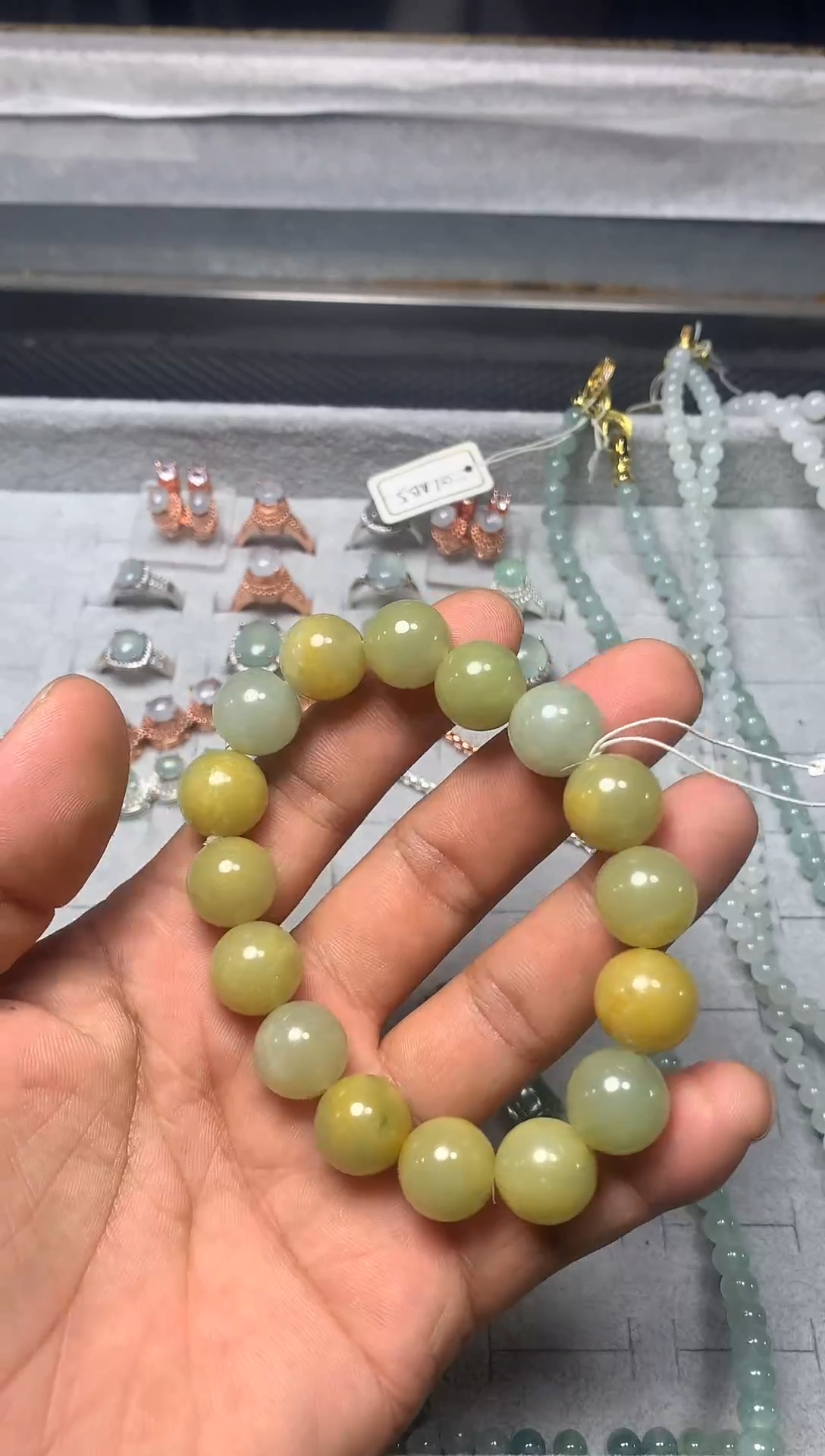 未镶嵌定制翡翠手串