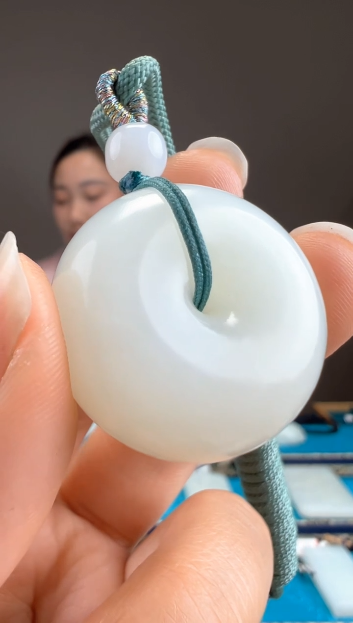 【闪购商品】和田玉颈饰未镶嵌1