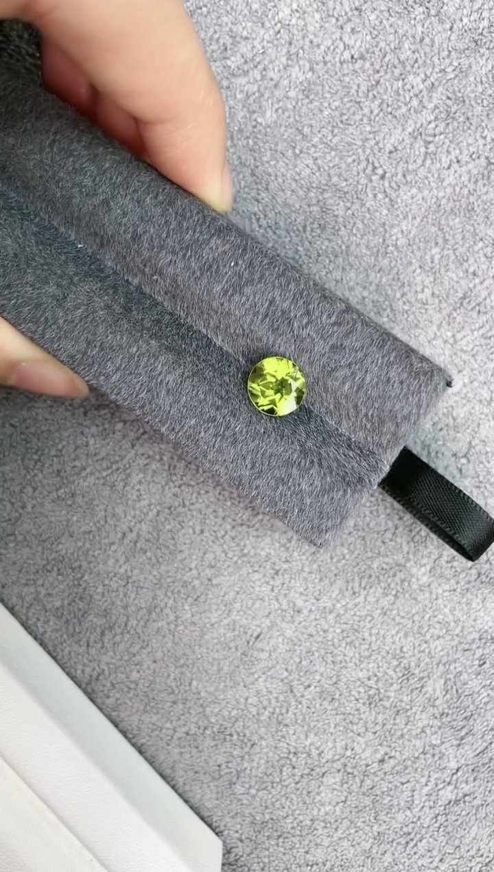 【闪购商品】橄榄石笔搁未镶嵌2.92克拉