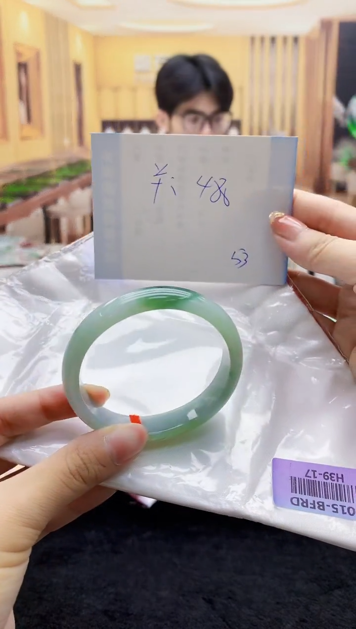 【闪购商品】翡翠手镯未镶嵌   H39-17