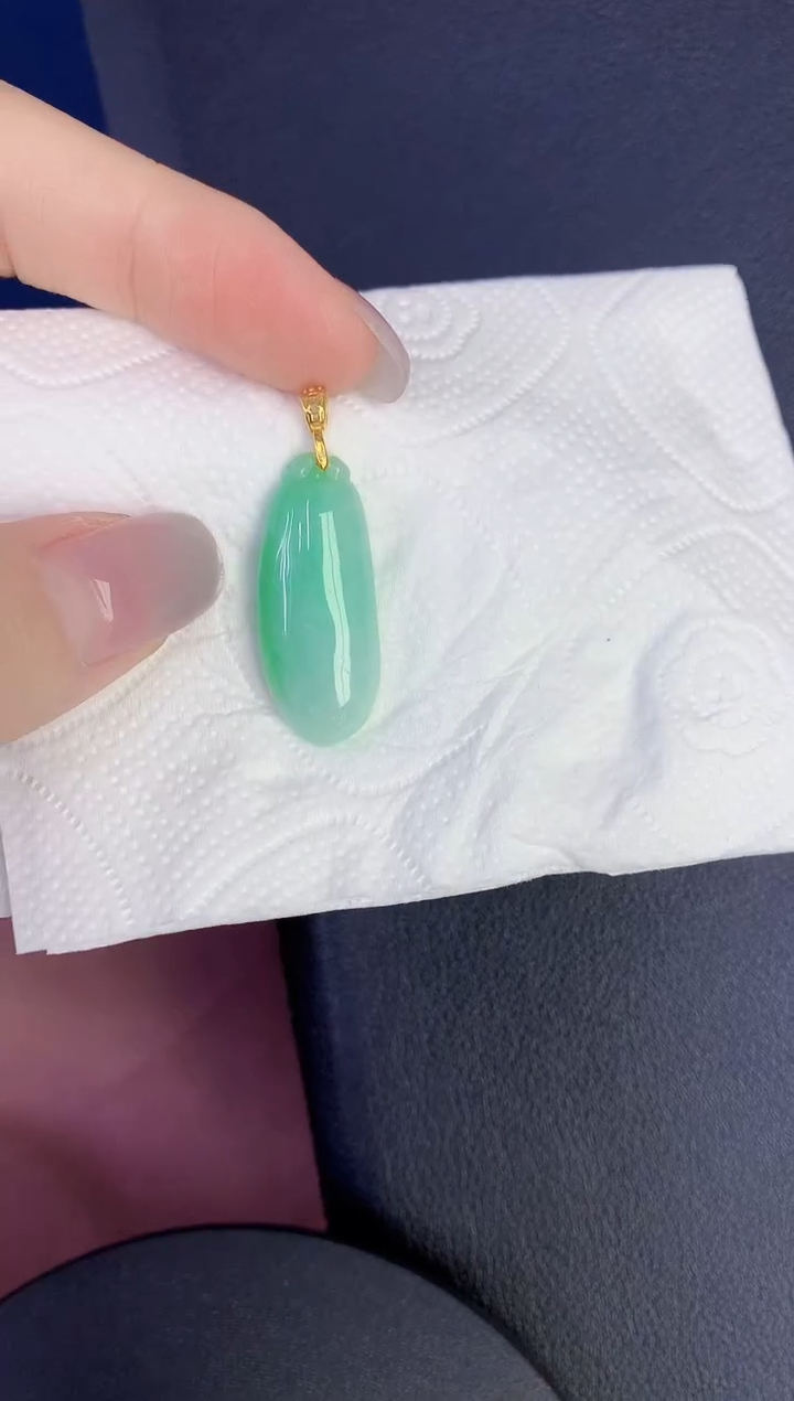 颈饰未镶嵌翡翠缅甸天然翡翠A货