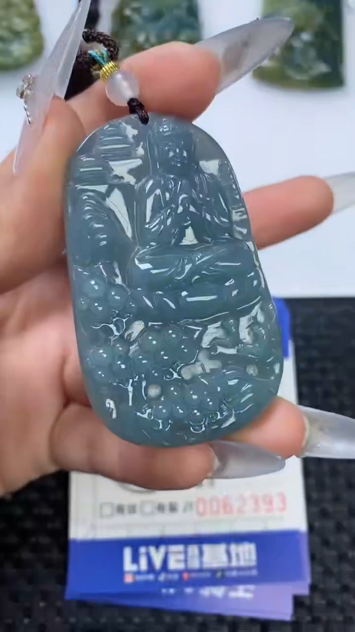 【闪购商品】翡翠颈饰未镶嵌1111111111111