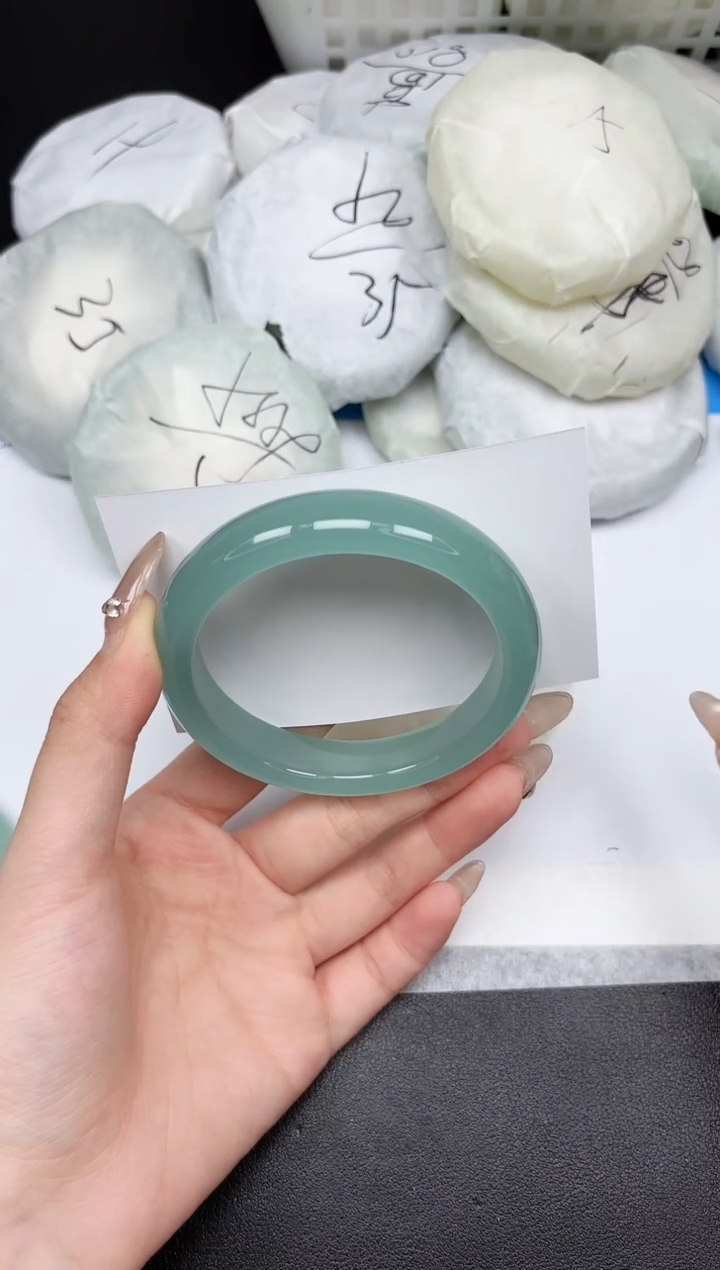 未镶嵌手镯石英质玉121-60