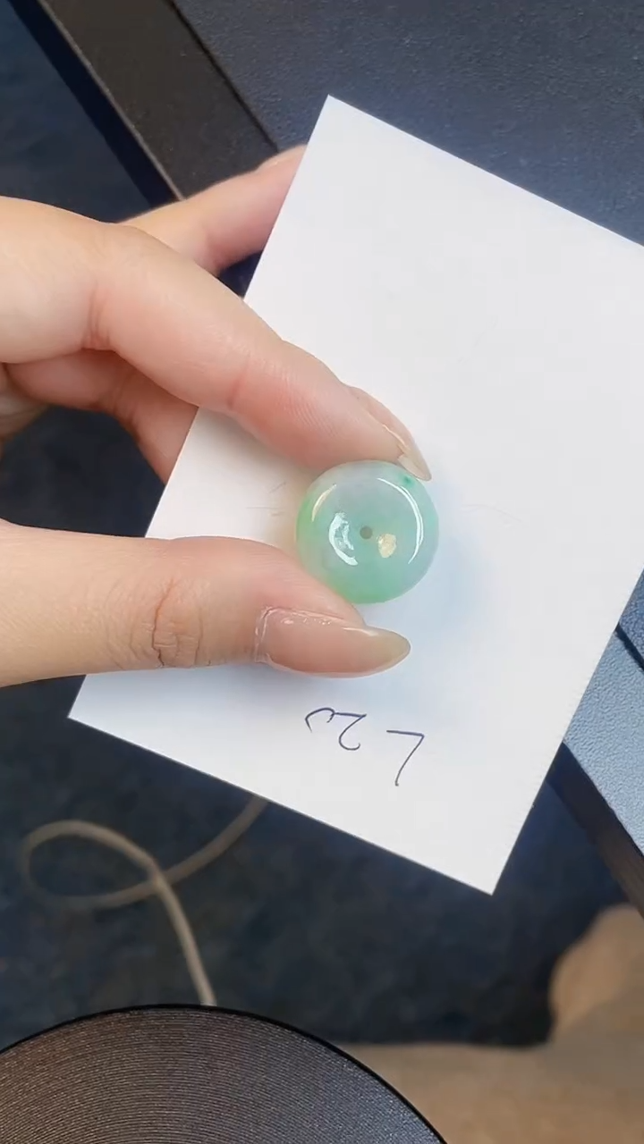 【闪购商品】翡翠颈饰未镶嵌00000000