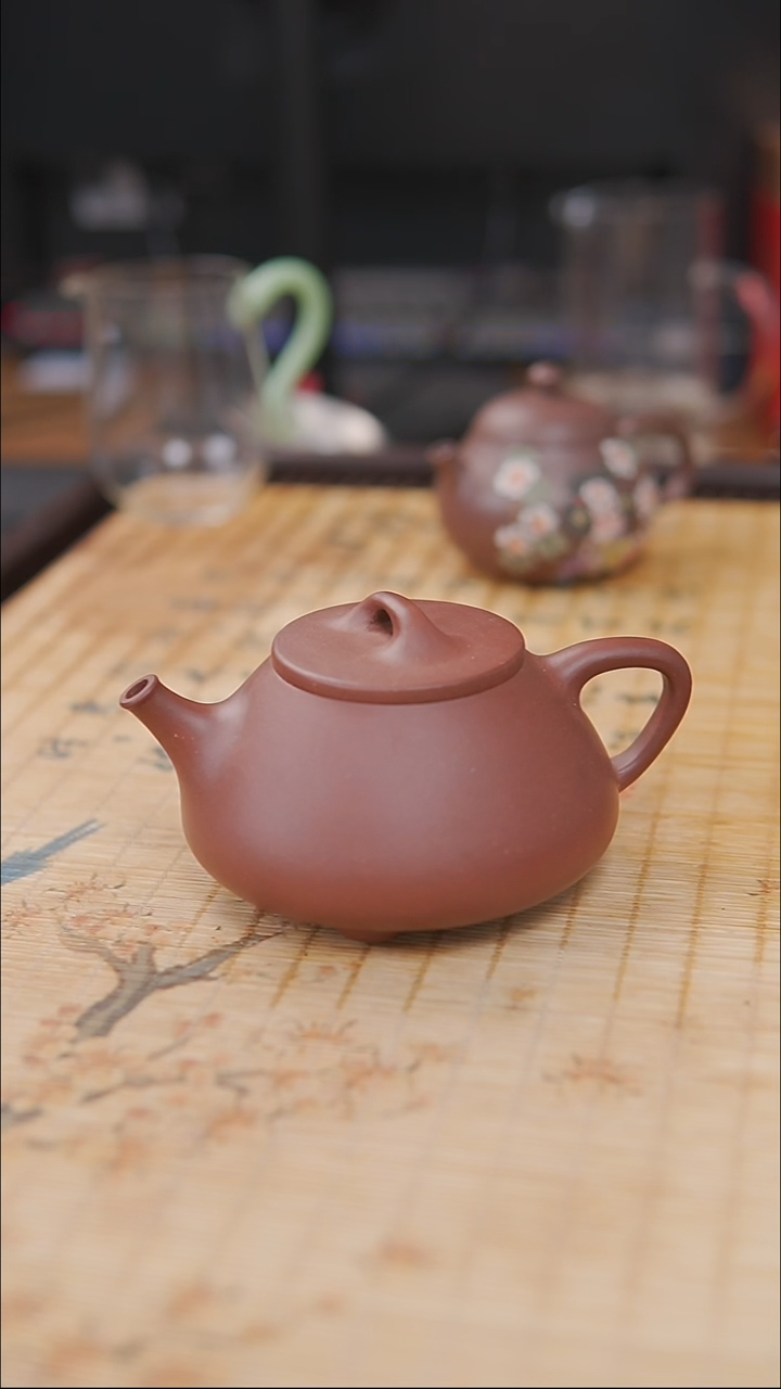 茶壶紫砂微瑕  紫泥  半手工    心舟石瓢壶