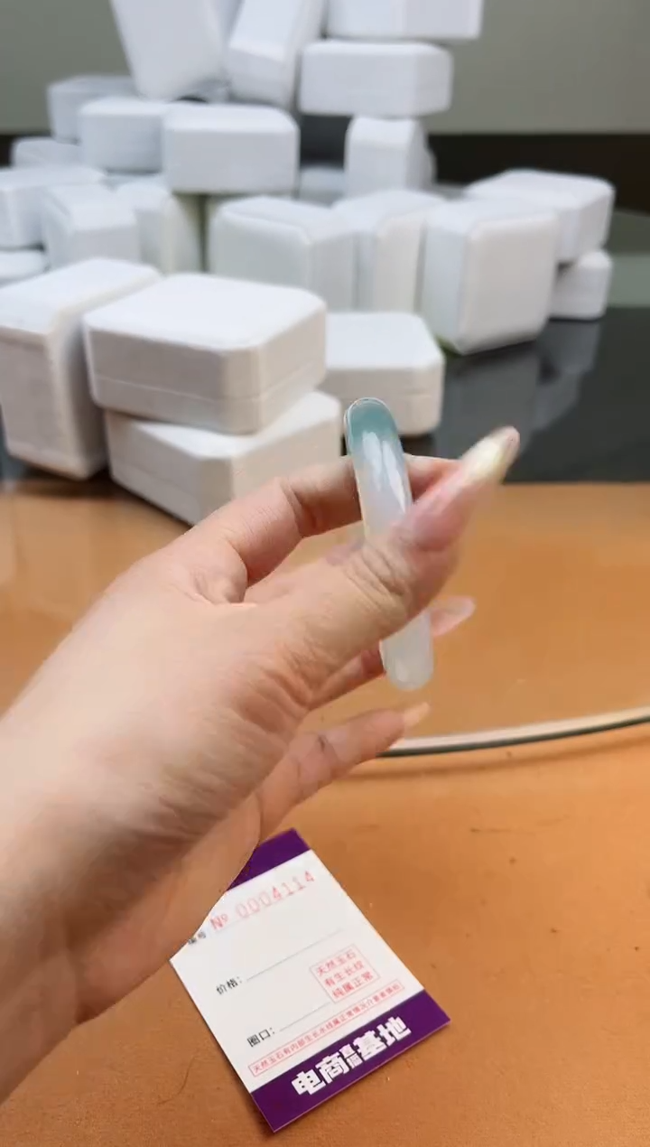 【闪购商品】玛瑙/玉髓手镯未镶嵌4114