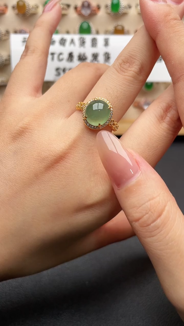 银S925镶嵌戒指翡翠一物一证一礼盒