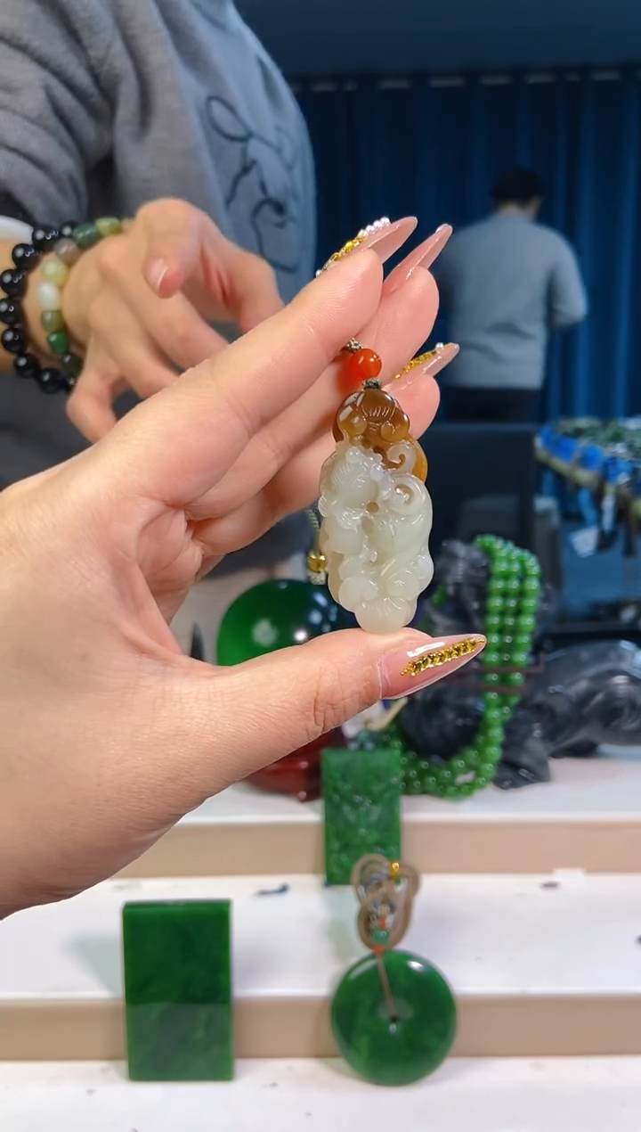 【闪购商品】和田玉挂件未镶嵌1