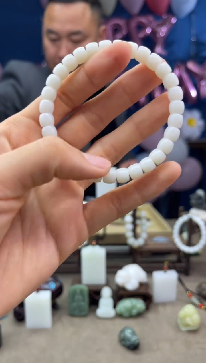 【闪购商品】和田玉颈饰未镶嵌1