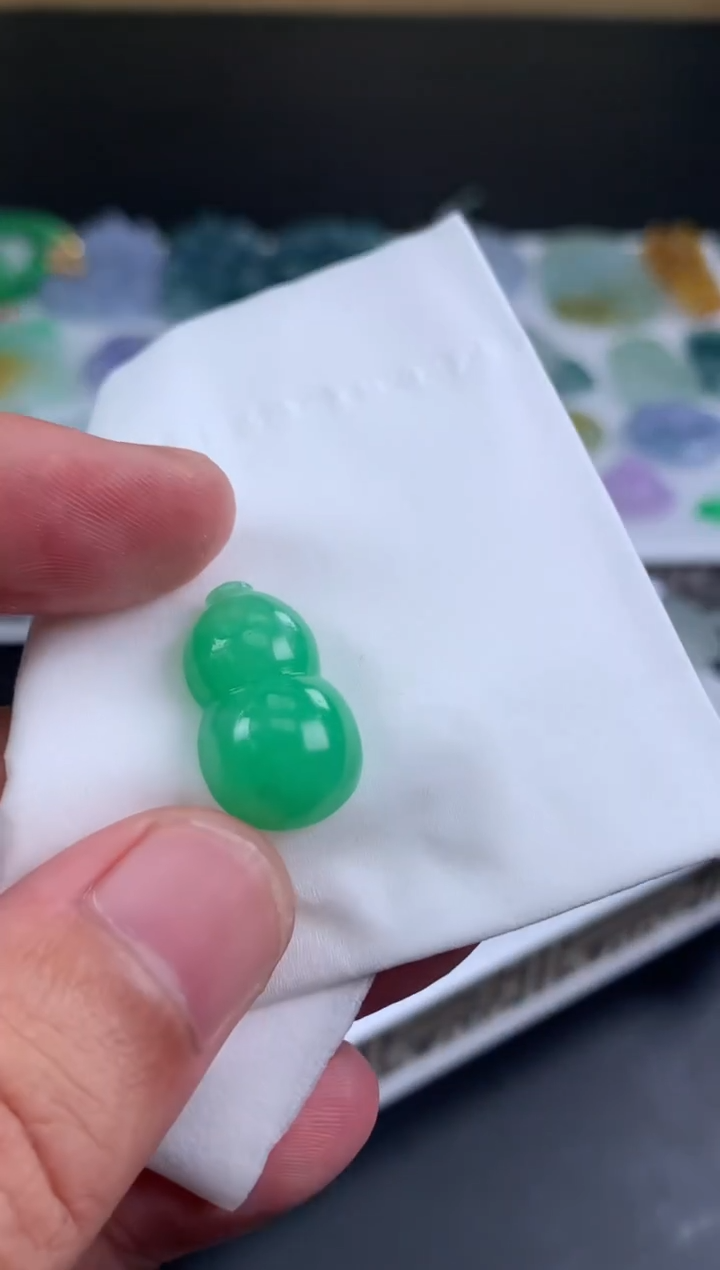 【闪购商品】定制翡翠未镶嵌翡翠