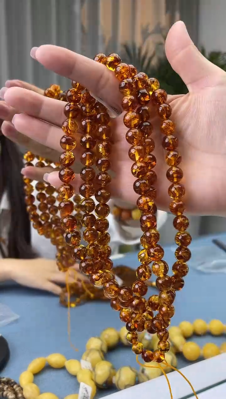 【闪购商品】琥珀珠宝奇石未镶嵌假一罚十，多样性发一件0