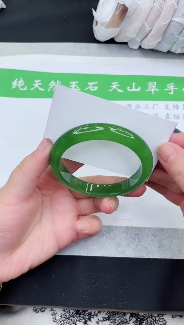 【闪购商品】石英质玉手镯未镶嵌M123-60+