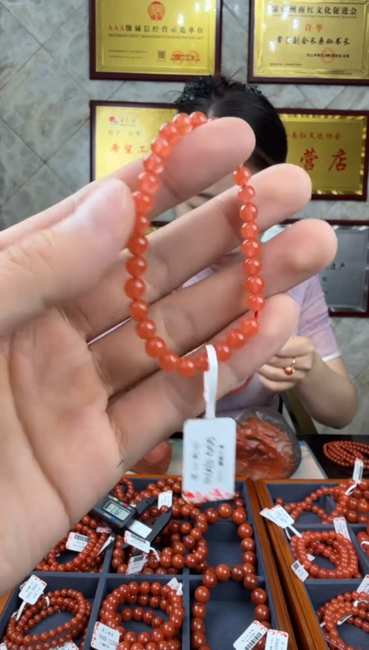 手串未镶嵌南红玛瑙樱桃红6mm