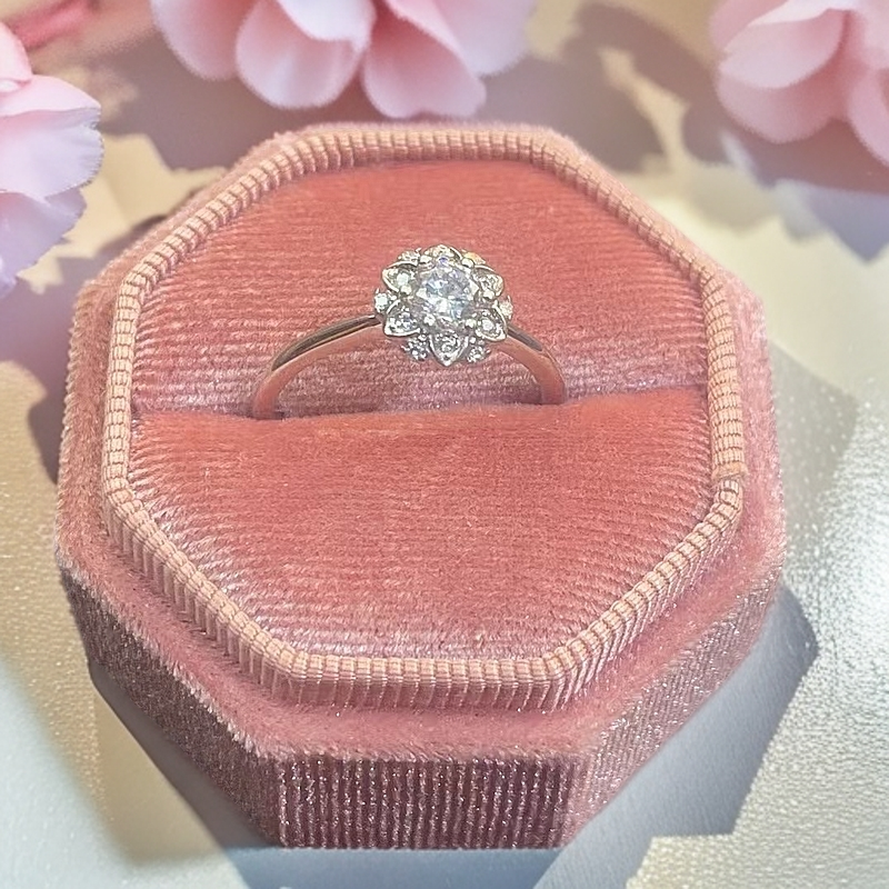 925银莫桑石戒指  秘密小花50分戒指.xx098