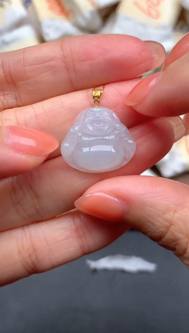 18K金镶嵌挂件翡翠1