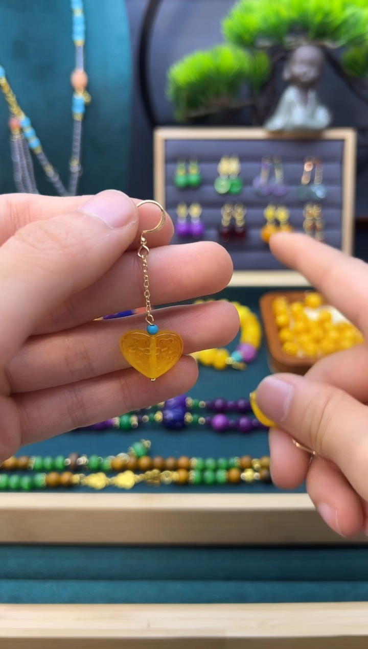 【闪购商品】蜜蜡耳饰14K金镶嵌E209       