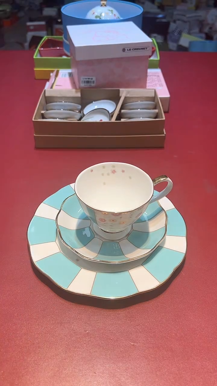【闪购商品】瓷片锅碗瓢盆一件不剩