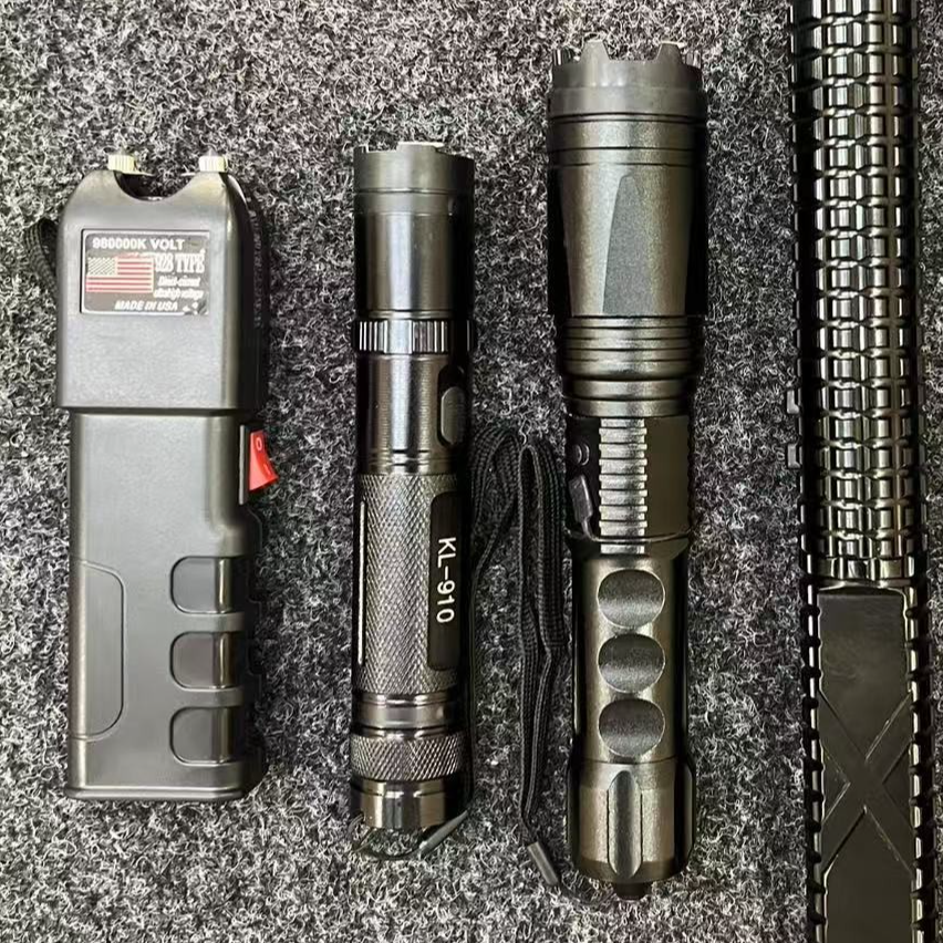 美版928防身手电户外家用长续航超亮充电防爆强光手电筒