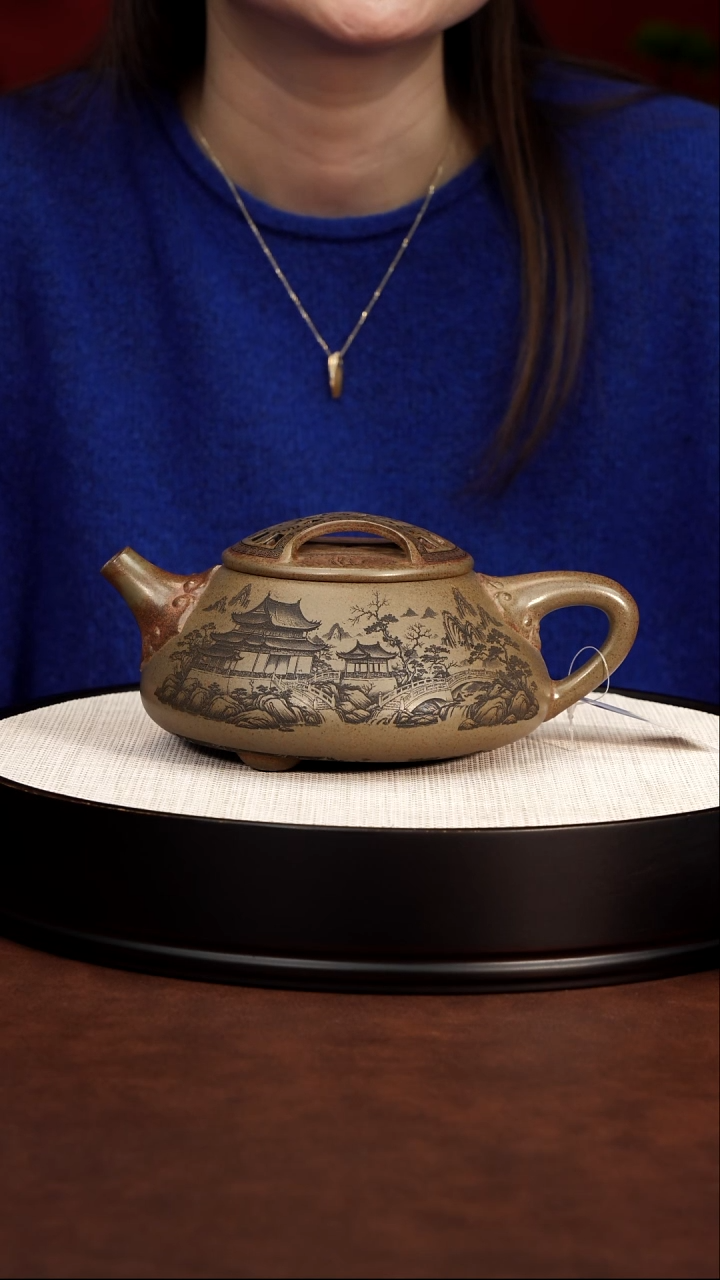 茶壶紫砂亭台牛盖石瓢 云雾沉香泥 高艳
