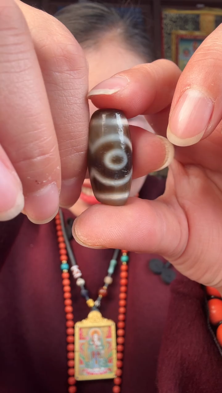 无非金属藏地黑白3眼古珠