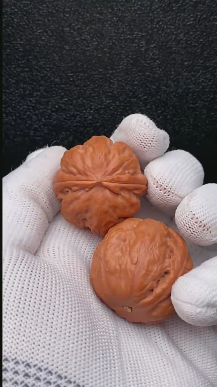 【闪购商品】文玩核桃把件盘龙石