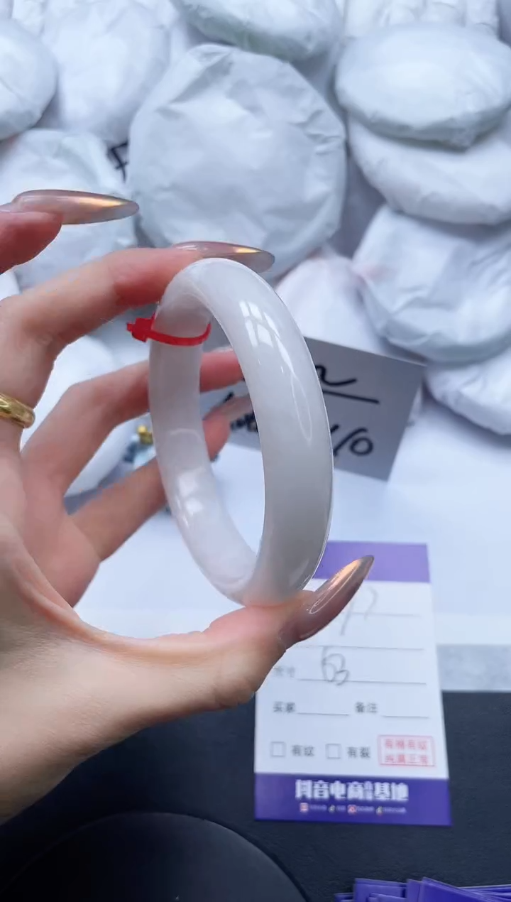 【闪购商品】和田玉手镯未镶嵌19L397-63