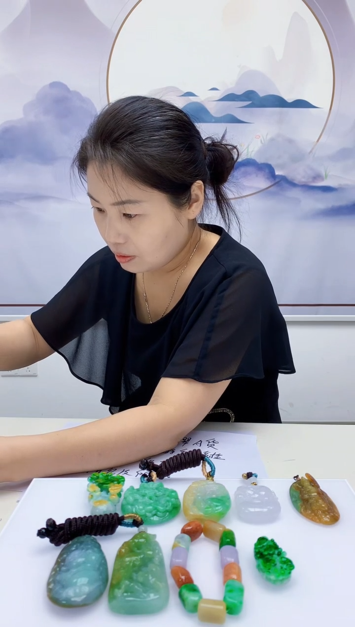 定制翡翠未镶嵌4902MM-毛货挂件