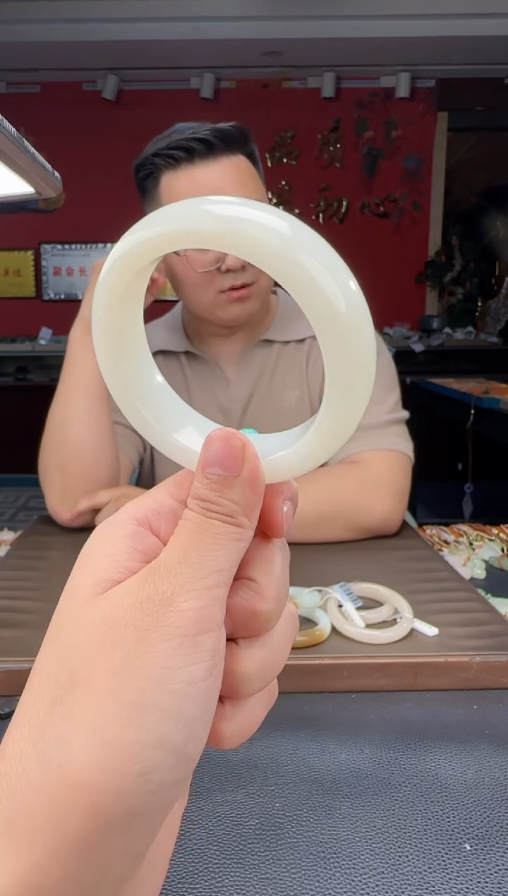 和田玉未镶嵌颈饰白玉宽版镯56-60