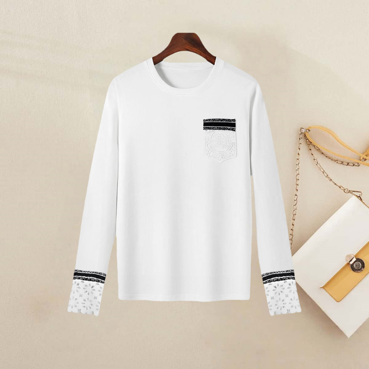 2025秋冬时尚蕾丝拼接设计感打底衫女新款休闲时尚百搭圆领上衣女