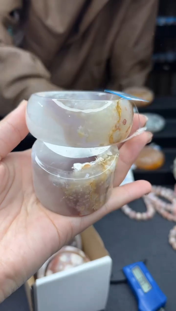 【闪购商品】石英质玉手镯未镶嵌677（56圈赠送镯心）