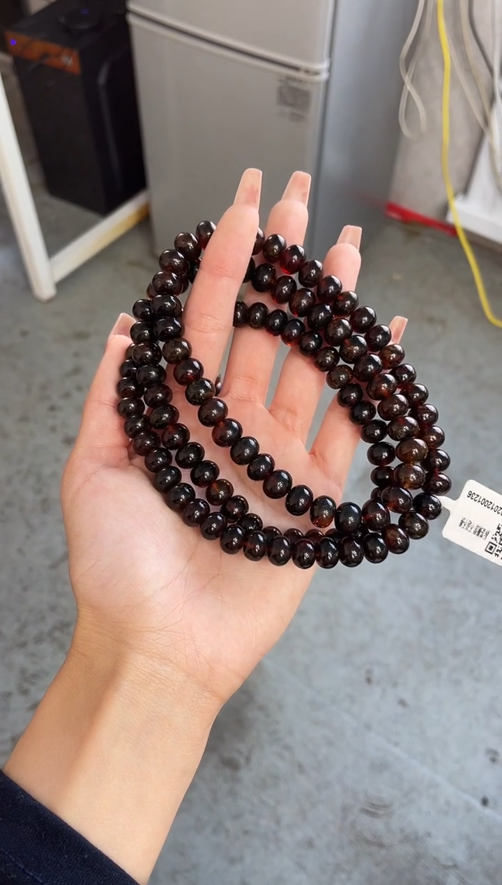 【闪购商品】琥珀裸石未镶嵌9+血翳108