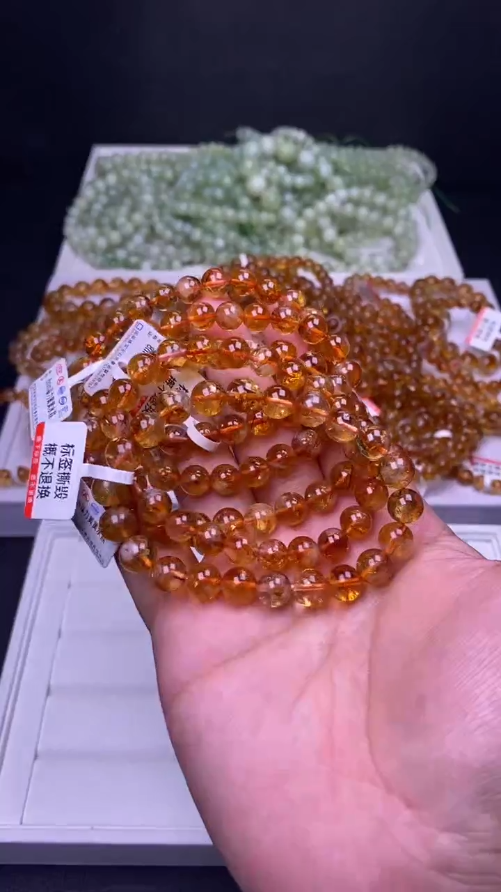 水晶手串未镶嵌8mm黄水晶