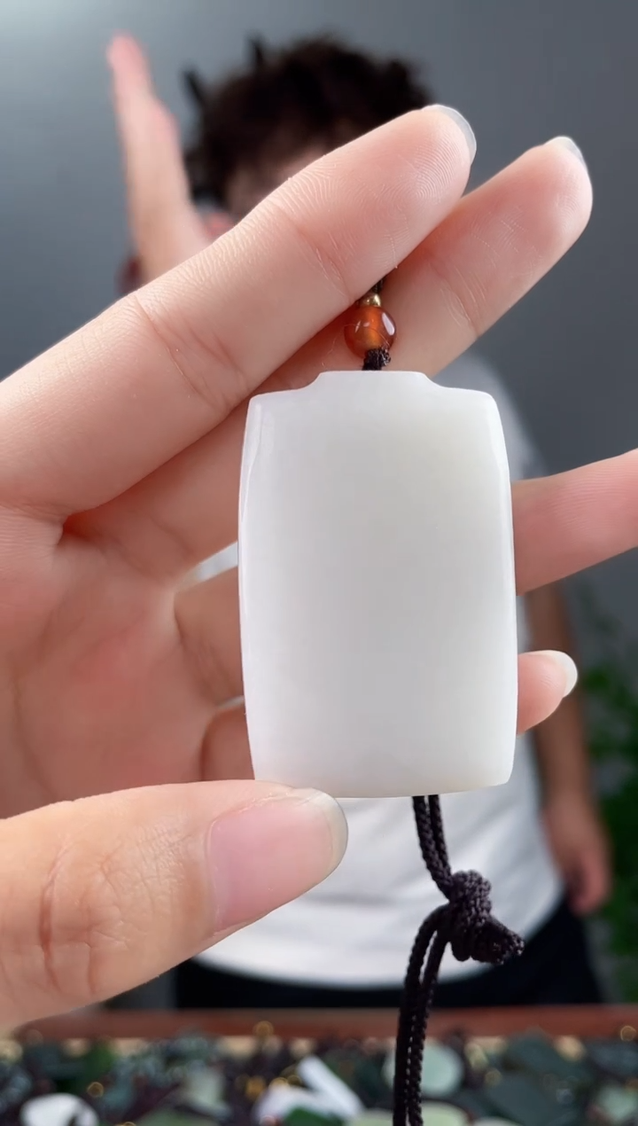 和田玉未镶嵌颈饰拍一发一，多样性发货