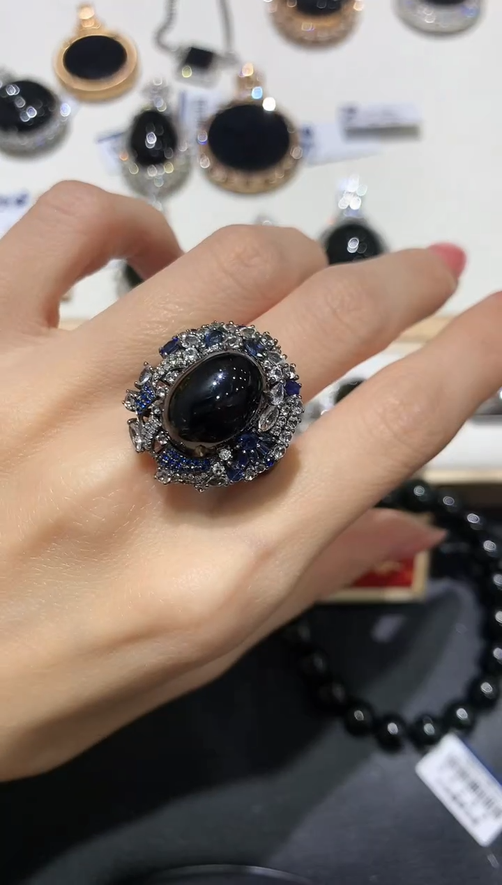 【闪购商品】翡翠吊坠(不含链)18K金镶嵌团购2