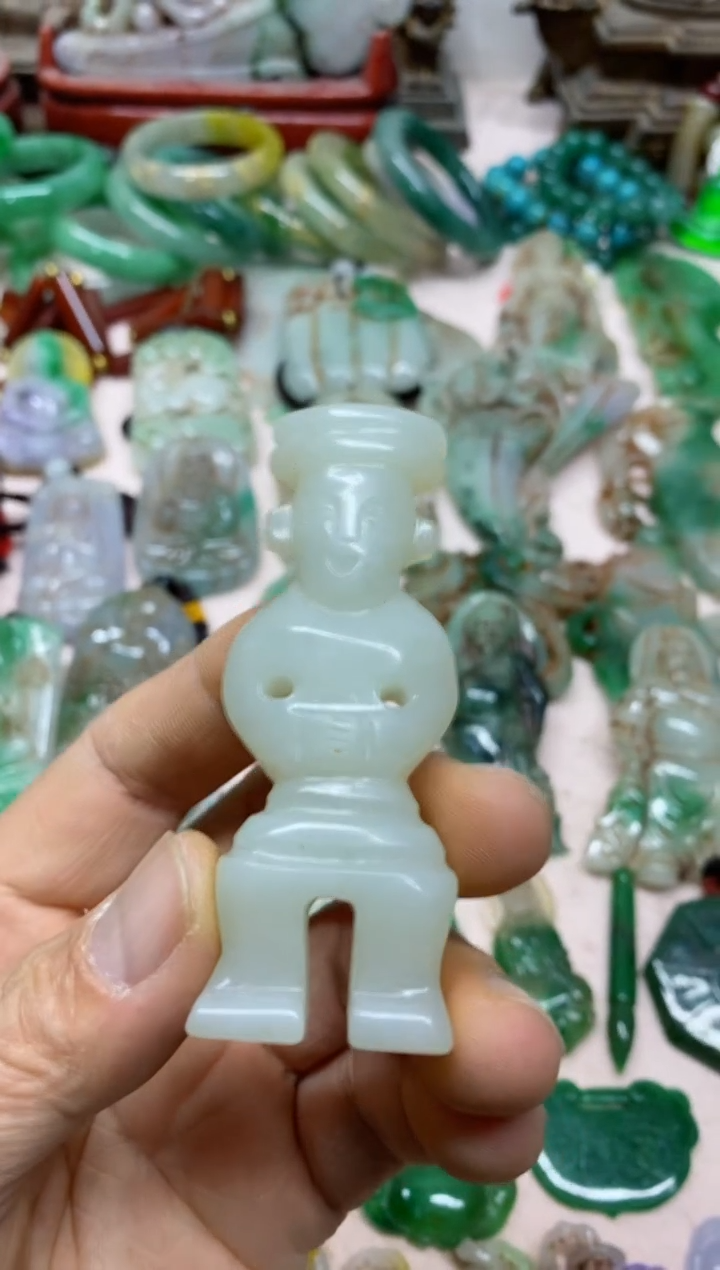 【闪购商品】63直播间的实时画面