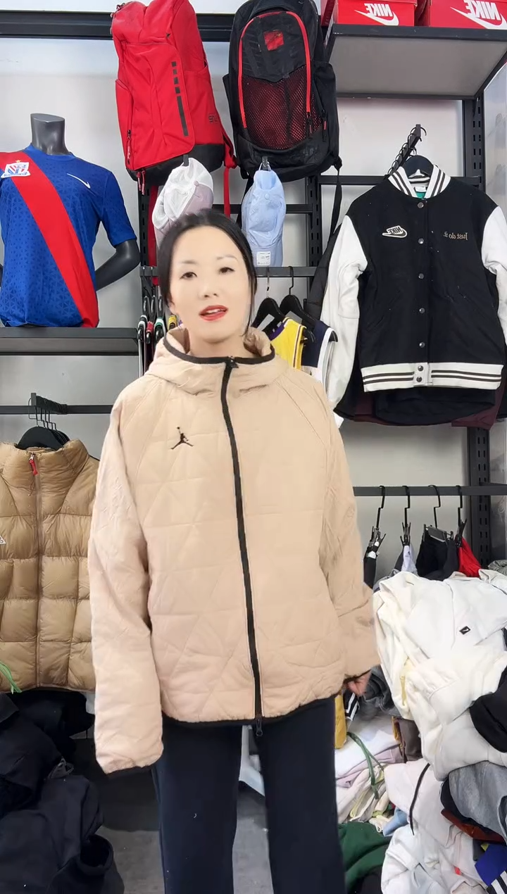 W*530闪购编码 运动卫衣裤以直播间过款为准 尺码XL